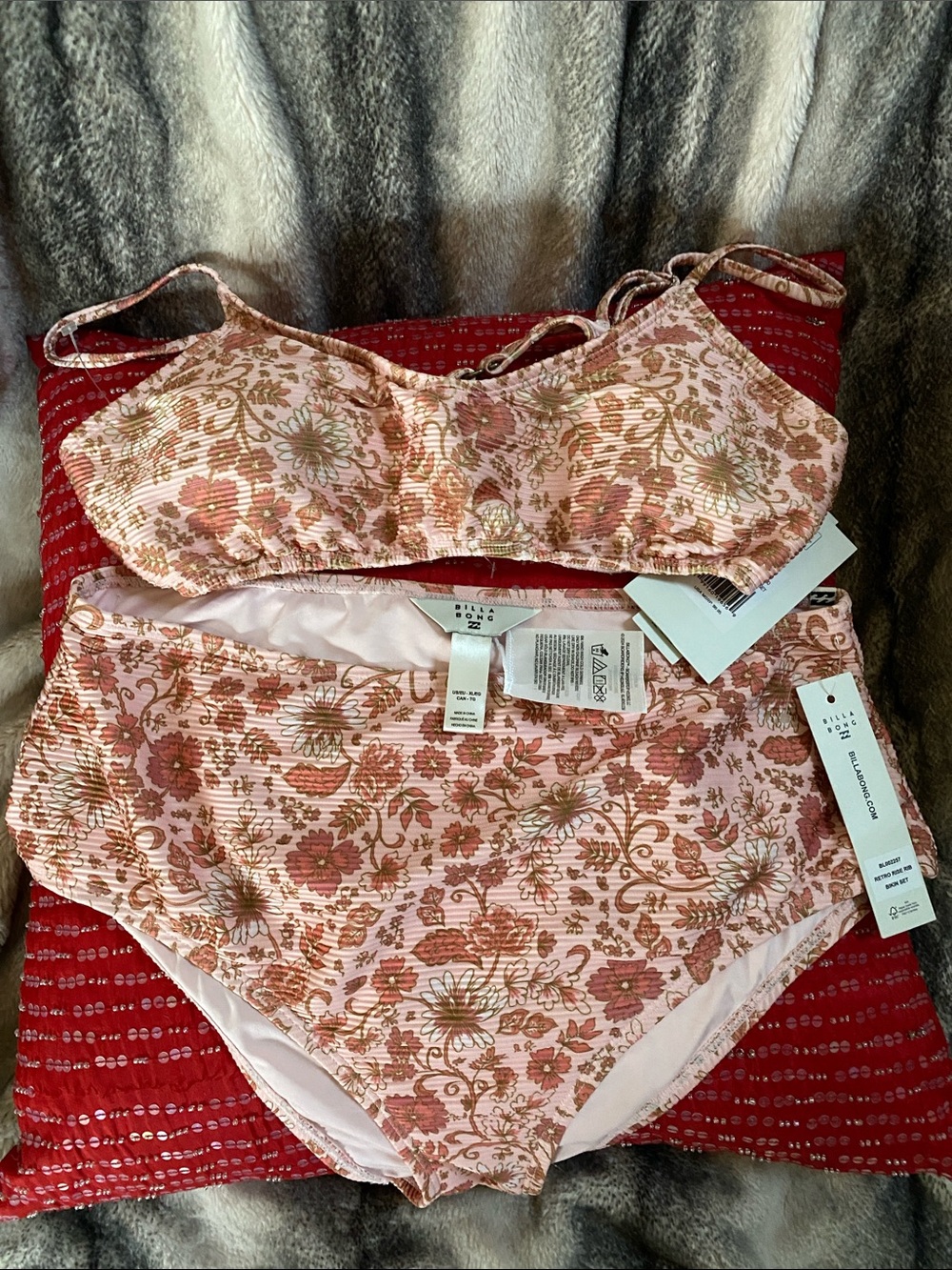 BillaBong Beautiful Pink Floral Ribbed Retro Rise Bikini Set NWT